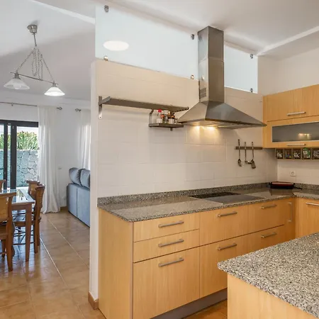Vera Tatil Evi Playa Blanca