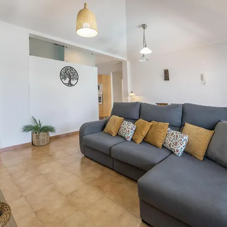Vera Tatil Evi *